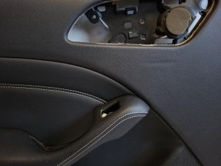 bontott MERCEDES-BENZ B-CLASS Bal hátsó Ajtó Kárpit