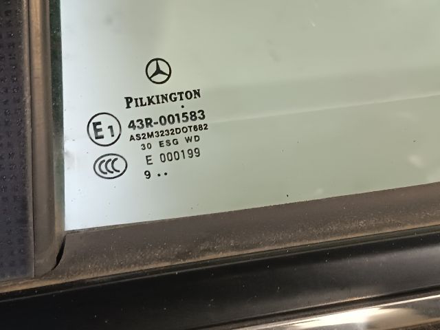 bontott MERCEDES-BENZ B-CLASS Bal hátsó Ajtó (Részeivel)