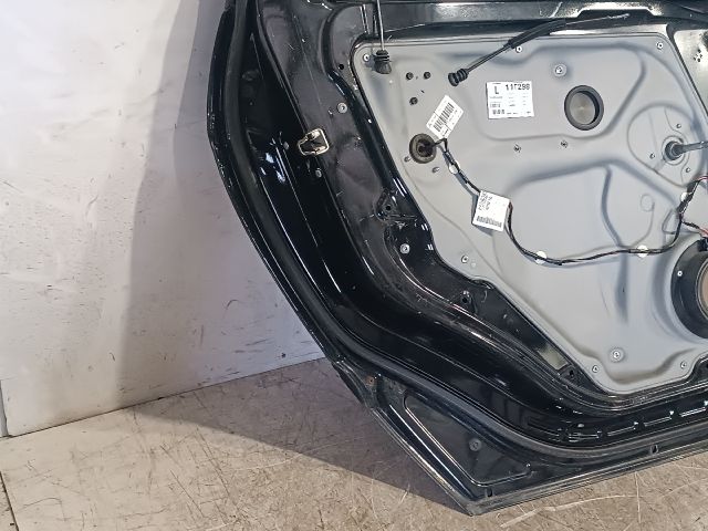 bontott MERCEDES-BENZ B-CLASS Bal hátsó Ajtó (Részeivel)