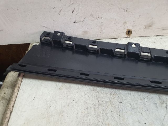 bontott MERCEDES-BENZ B-CLASS Bal hátsó Ajtókeret Burkolat