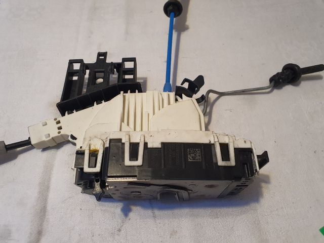 bontott MERCEDES-BENZ B-CLASS Bal hátsó Ajtózár