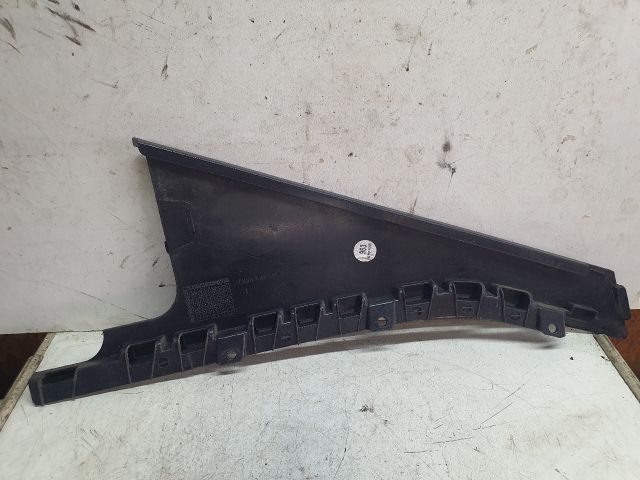 bontott MERCEDES-BENZ B-CLASS Bal hátsó Hátsó Ajtókeret Burkolat