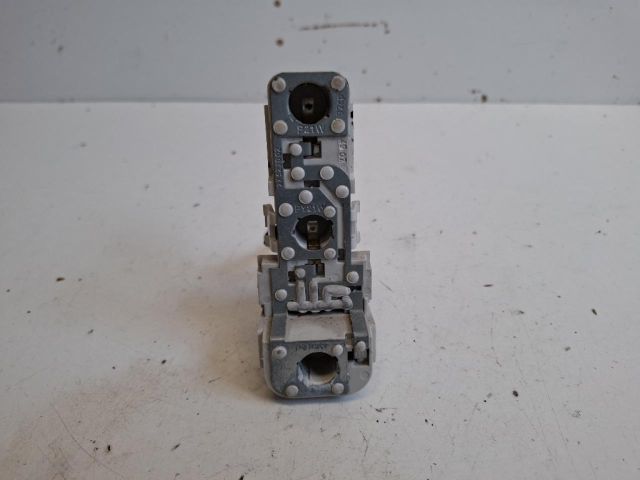 bontott MERCEDES-BENZ B-CLASS Bal Hátsó Lámpa Foglalat