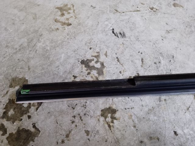 bontott MERCEDES-BENZ B-CLASS Bal hátsó Vízlehúzó Gumicsík