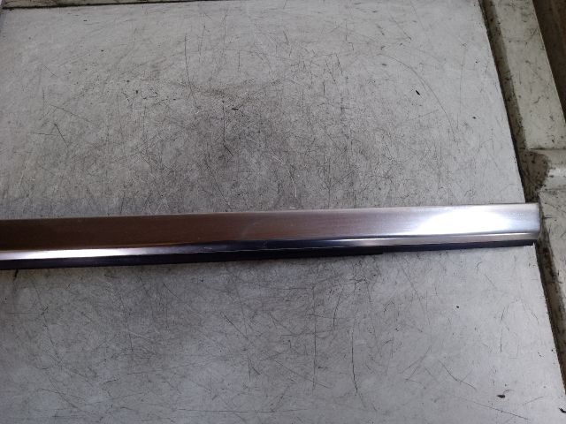 bontott MERCEDES-BENZ B-CLASS Bal hátsó Vízlehúzó Gumicsík