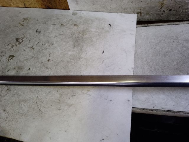 bontott MERCEDES-BENZ B-CLASS Bal hátsó Vízlehúzó Gumicsík