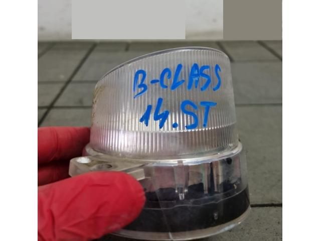 bontott MERCEDES-BENZ B-CLASS Bal Ködfényszóró