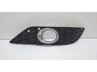 bontott MERCEDES-BENZ B-CLASS Bal Ködlámpa Rács