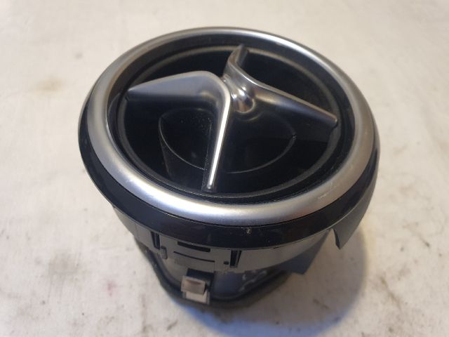 bontott MERCEDES-BENZ B-CLASS Bal Szellőző