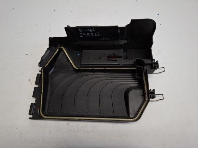 bontott MERCEDES-BENZ B-CLASS Biztosítéktábla Fedél