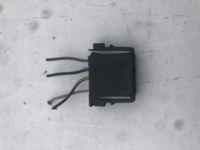 bontott MERCEDES-BENZ B-CLASS Csatlakozó