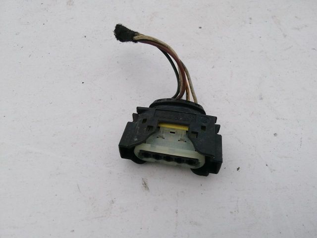 bontott MERCEDES-BENZ B-CLASS Csatlakozó