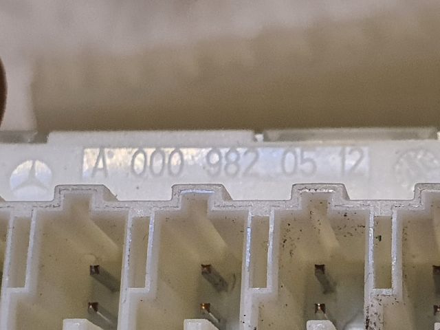 bontott MERCEDES-BENZ B-CLASS Csatlakozó