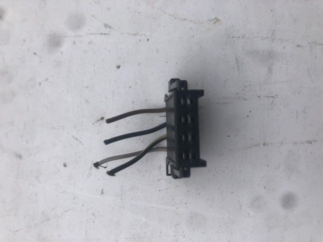 bontott MERCEDES-BENZ B-CLASS Csatlakozó