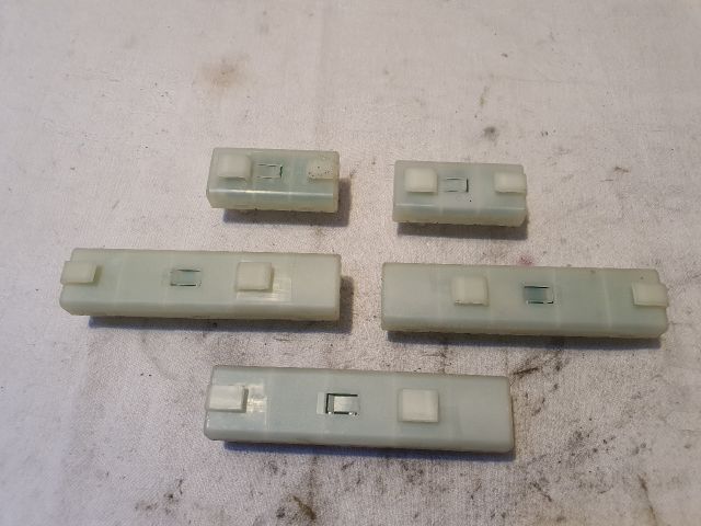 bontott MERCEDES-BENZ B-CLASS Csatlakozó