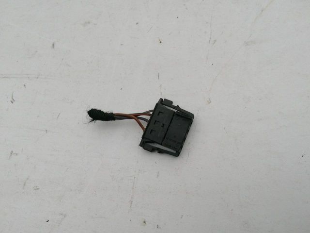 bontott MERCEDES-BENZ B-CLASS Csatlakozó