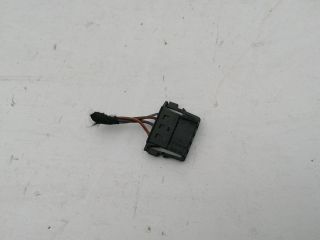 bontott MERCEDES-BENZ B-CLASS Csatlakozó