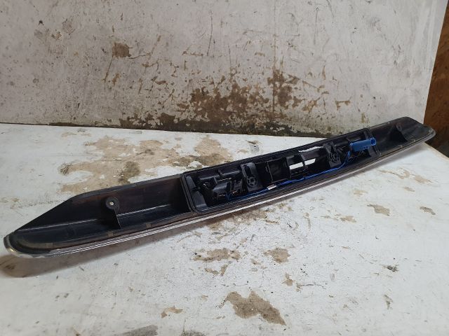 bontott MERCEDES-BENZ B-CLASS Csomagtérajtó Díszléc