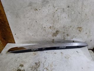 bontott MERCEDES-BENZ B-CLASS Csomagtérajtó Díszléc