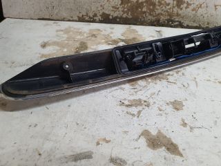 bontott MERCEDES-BENZ B-CLASS Csomagtérajtó Díszléc