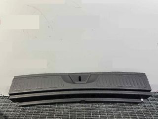 bontott MERCEDES-BENZ B-CLASS Csomagtérajtó Díszléc