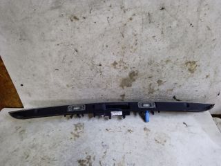 bontott MERCEDES-BENZ B-CLASS Csomagtérajtó Díszléc