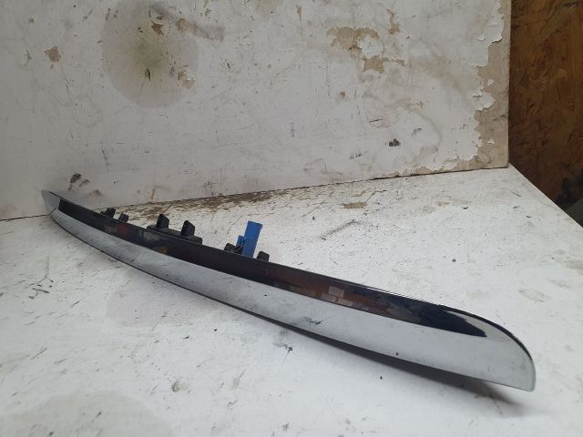 bontott MERCEDES-BENZ B-CLASS Csomagtérajtó Díszléc