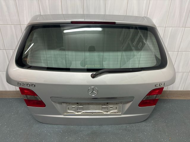 bontott MERCEDES-BENZ B-CLASS Csomagtérajtó (Részeivel)