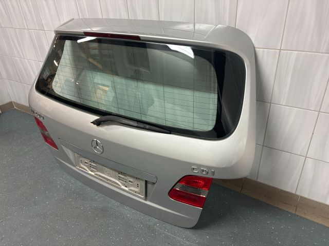 bontott MERCEDES-BENZ B-CLASS Csomagtérajtó (Részeivel)