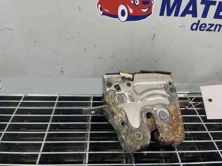 bontott MERCEDES-BENZ B-CLASS Csomagtérajtó Ütköző