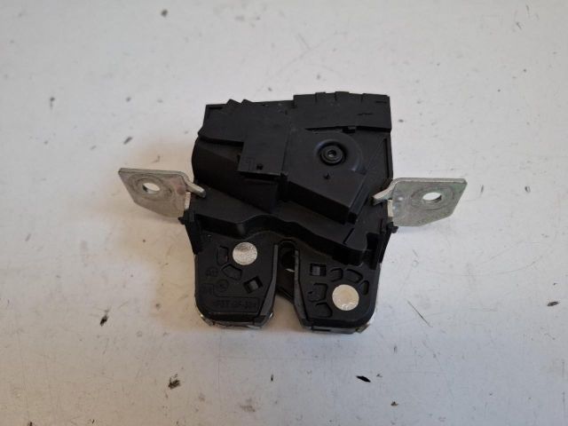 bontott MERCEDES-BENZ B-CLASS Csomagtérajtó Zárszerkezet