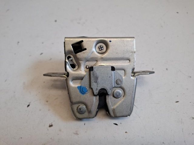 bontott MERCEDES-BENZ B-CLASS Csomagtérajtó Zárszerkezet