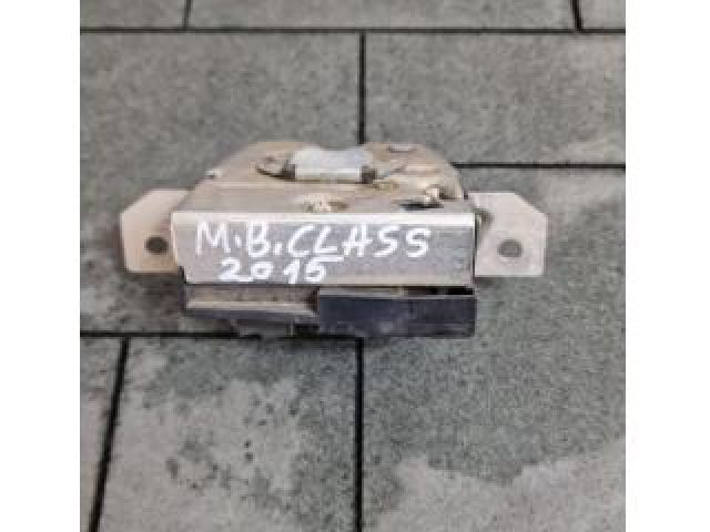 bontott MERCEDES-BENZ B-CLASS Csomagtérajtó Zárszerkezet