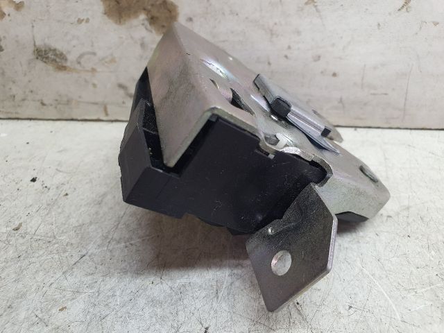 bontott MERCEDES-BENZ B-CLASS Csomagtérajtó Zárszerkezet