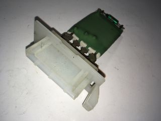 bontott MERCEDES-BENZ B-CLASS Előtét Ellenállás Fűtőmotor