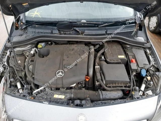 bontott MERCEDES-BENZ B-CLASS Első Ablakmosó Szivattyú