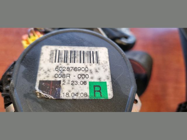 bontott MERCEDES-BENZ B-CLASS Első Biztonsági Öv Pár (Feszítővel)