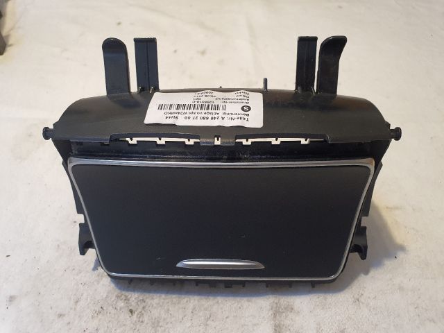 bontott MERCEDES-BENZ B-CLASS Első Hamutartó