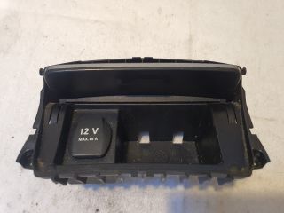 bontott MERCEDES-BENZ B-CLASS Első Hamutartó