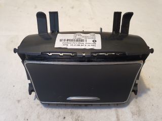 bontott MERCEDES-BENZ B-CLASS Első Hamutartó