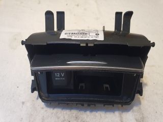 bontott MERCEDES-BENZ B-CLASS Első Hamutartó