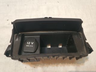 bontott MERCEDES-BENZ B-CLASS Első Hamutartó