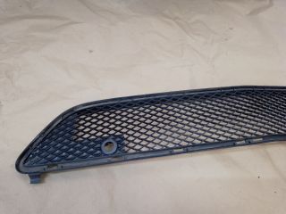 bontott MERCEDES-BENZ B-CLASS Első Lökhárító Alsó Középső Díszrács