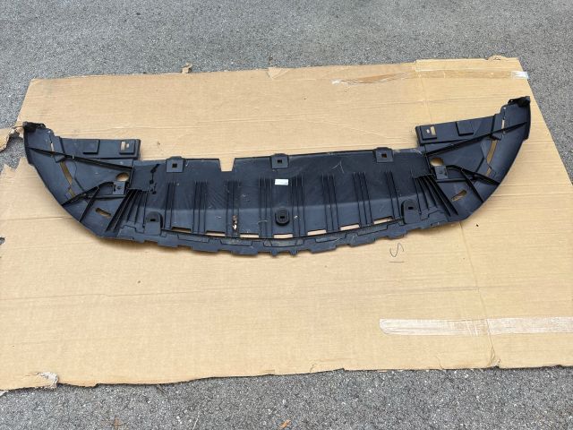 bontott MERCEDES-BENZ B-CLASS Első Lökhárító Alsó (Műanyag)