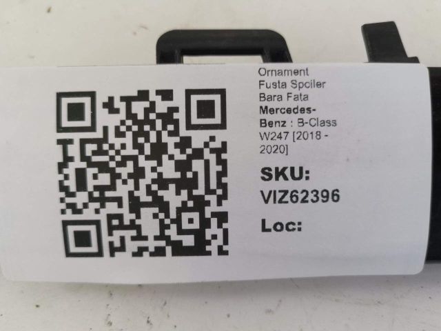 bontott MERCEDES-BENZ B-CLASS Első Lökhárító Díszléc