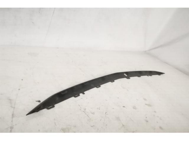 bontott MERCEDES-BENZ B-CLASS Első Lökhárító Díszléc