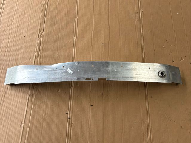 bontott MERCEDES-BENZ B-CLASS Első Lökhárító Merevítő (Fém)