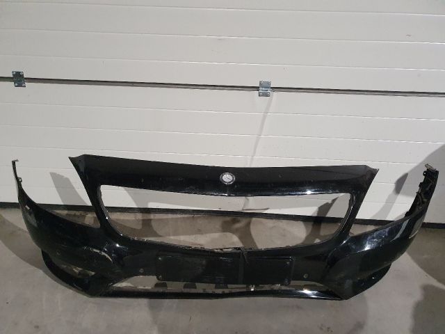 bontott MERCEDES-BENZ B-CLASS Első Lökhárító (Részeivel)