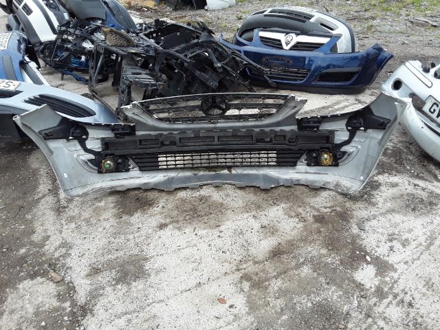 bontott MERCEDES-BENZ B-CLASS Első Lökhárító (Részeivel)