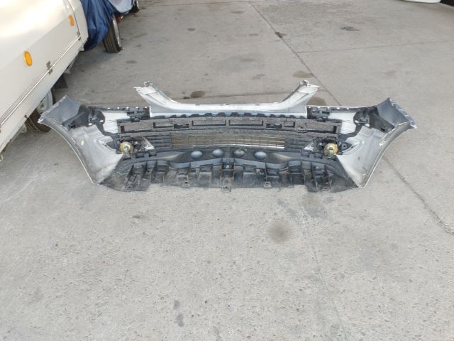 bontott MERCEDES-BENZ B-CLASS Első Lökhárító (Részeivel)